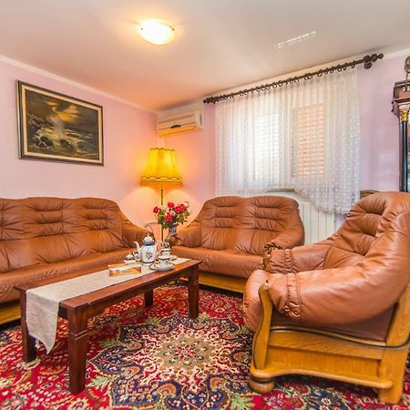 Apartmani Marina Poreč Kültér fotó