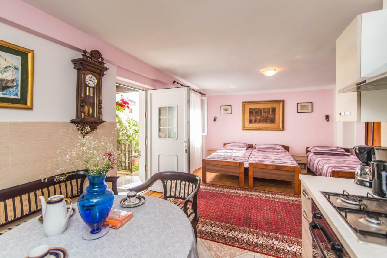 Apartmani Marina Poreč Kültér fotó