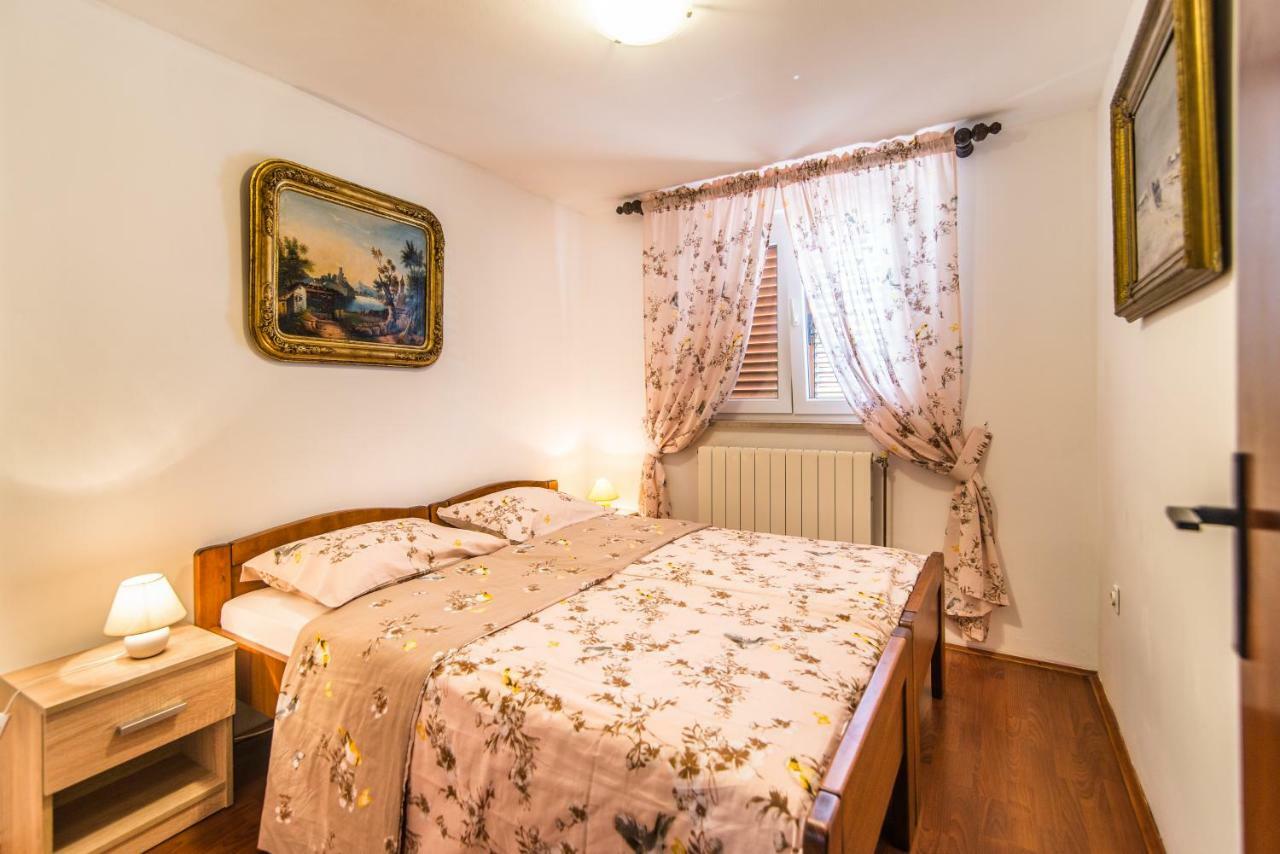 Apartmani Marina Poreč Kültér fotó