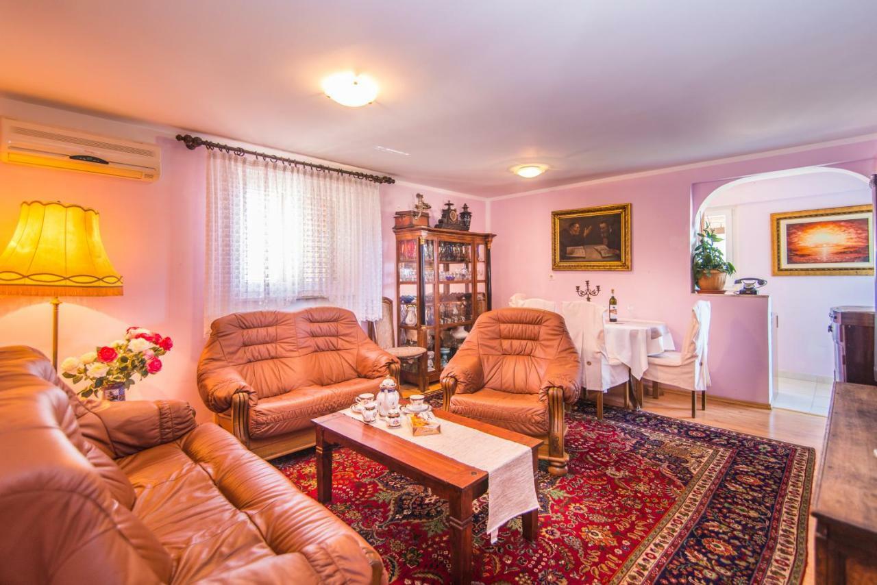 Apartmani Marina Poreč Kültér fotó