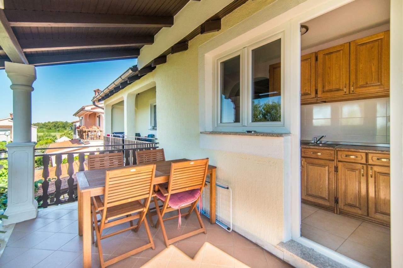 Apartmani Marina Poreč Kültér fotó